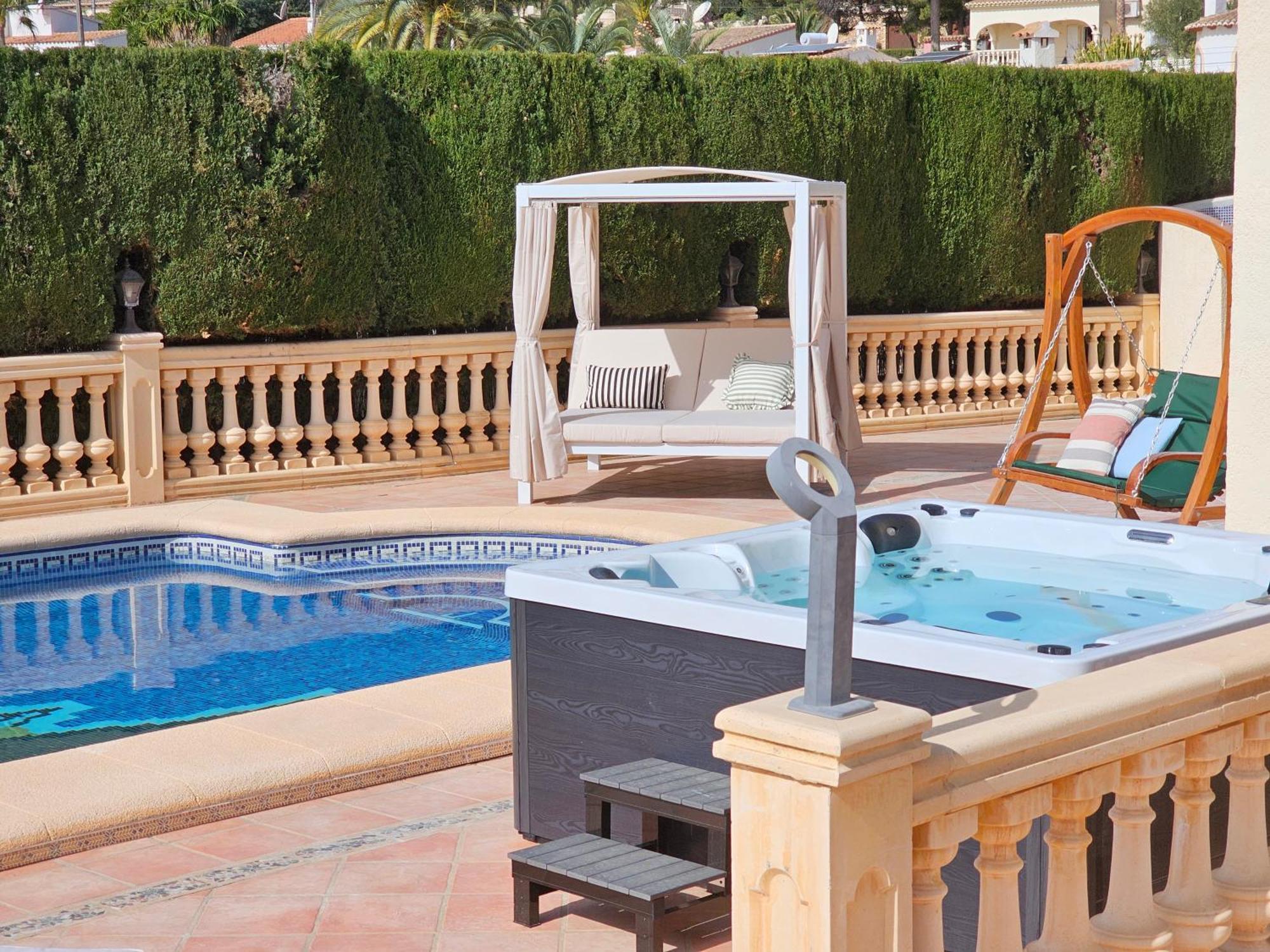 Luxury Villa - Pool, Hot Tub, Aircon, Tvs, Home Cinema, Office, Gbit Internet, Sports Equipment กัลเป ภายนอก รูปภาพ