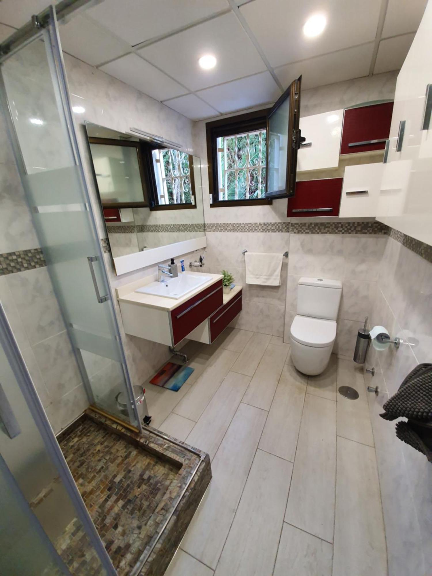 Luxury Villa - Pool, Hot Tub, Aircon, Tvs, Home Cinema, Office, Gbit Internet, Sports Equipment กัลเป ภายนอก รูปภาพ
