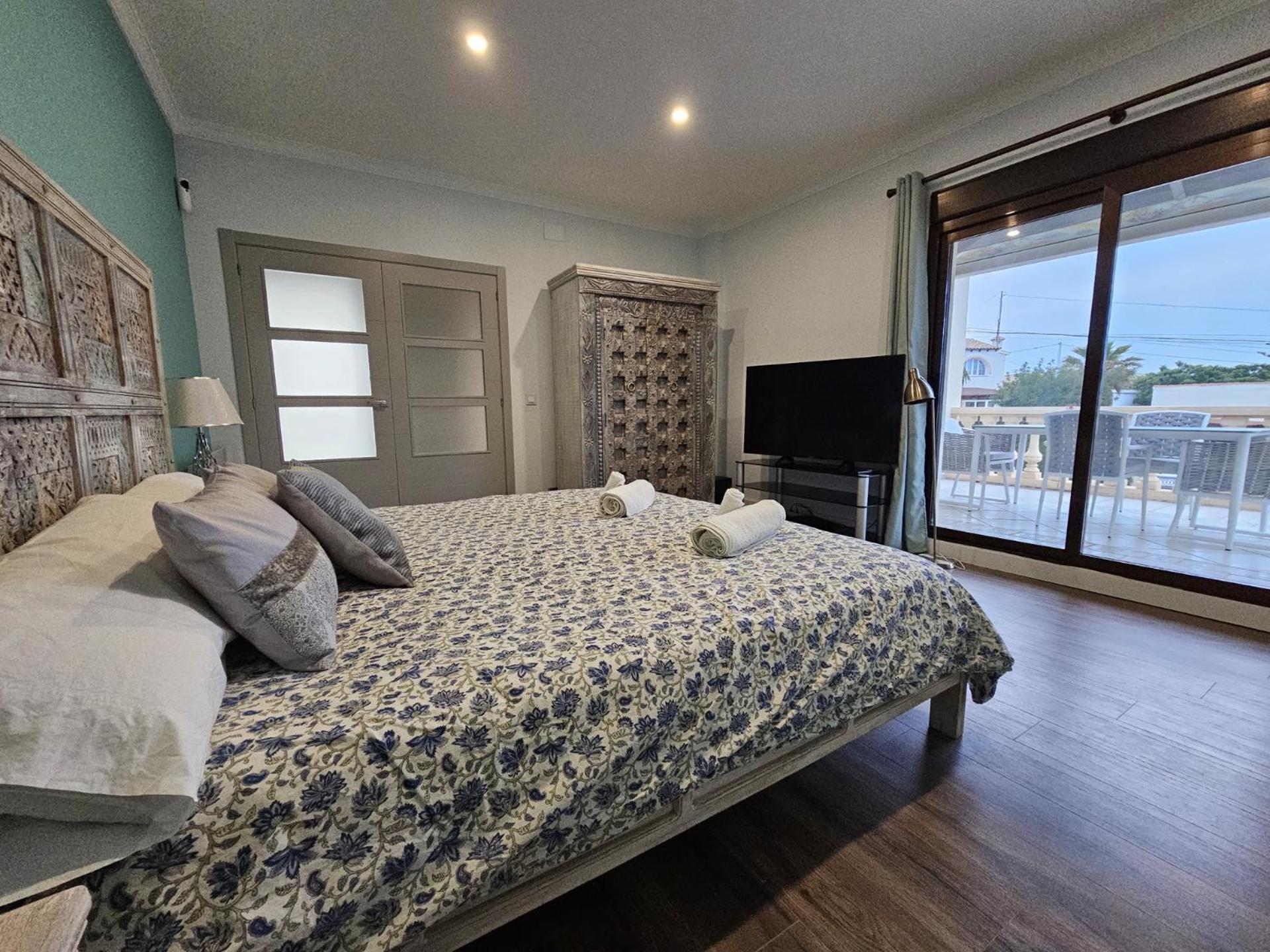 Luxury Villa - Pool, Hot Tub, Aircon, Tvs, Home Cinema, Office, Gbit Internet, Sports Equipment กัลเป ภายนอก รูปภาพ