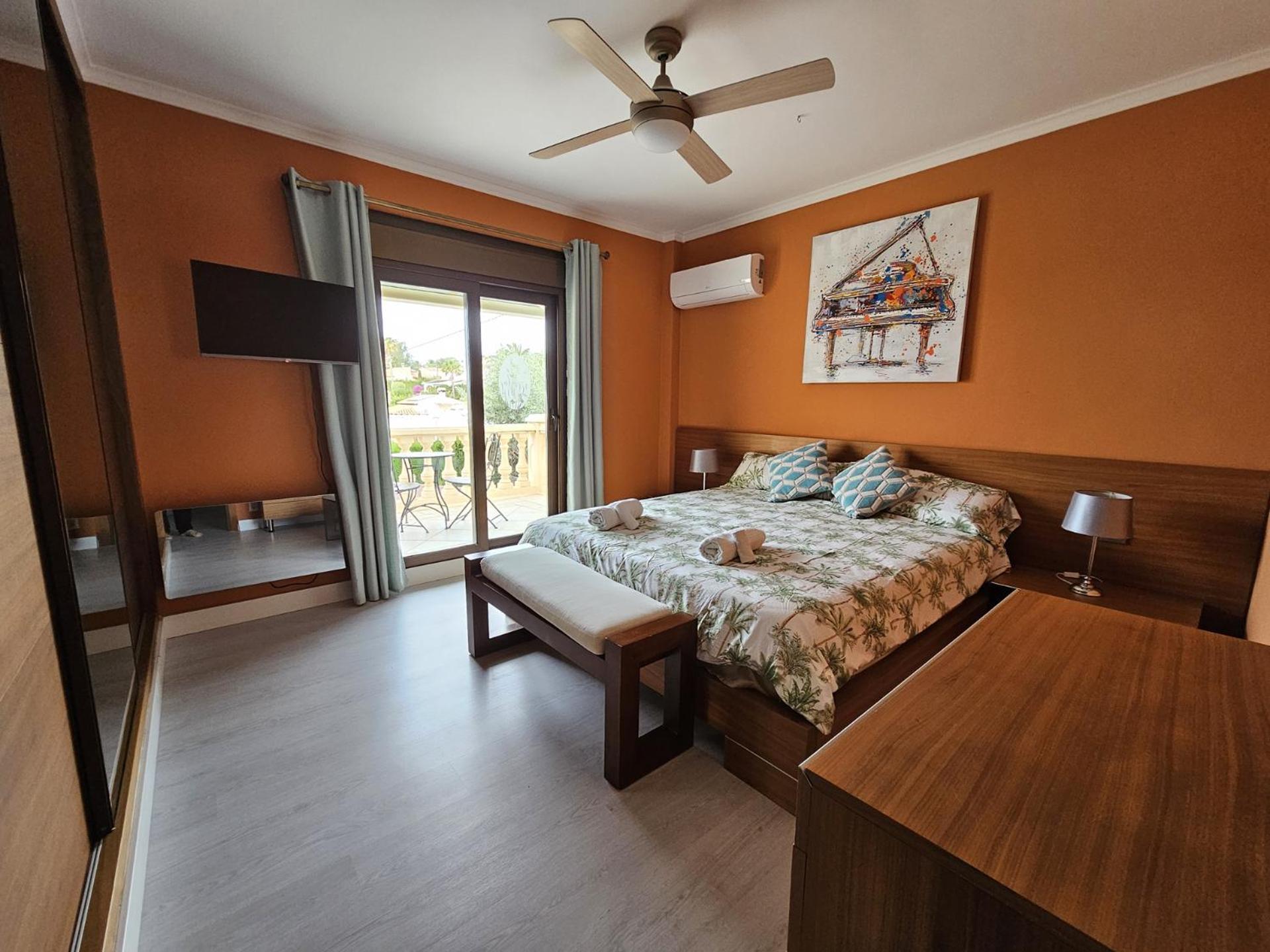 Luxury Villa - Pool, Hot Tub, Aircon, Tvs, Home Cinema, Office, Gbit Internet, Sports Equipment กัลเป ภายนอก รูปภาพ